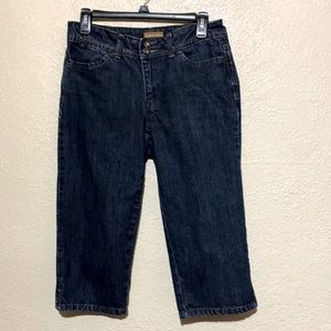 St. John's Bay Dark Wash Denim Capris